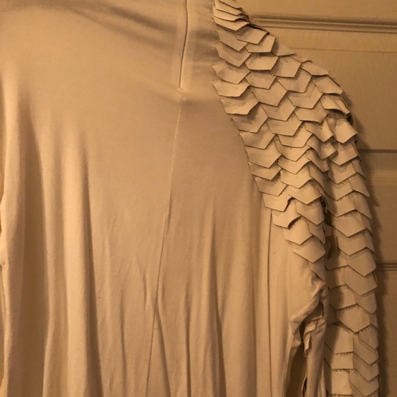 Top - Picture 4 of 4